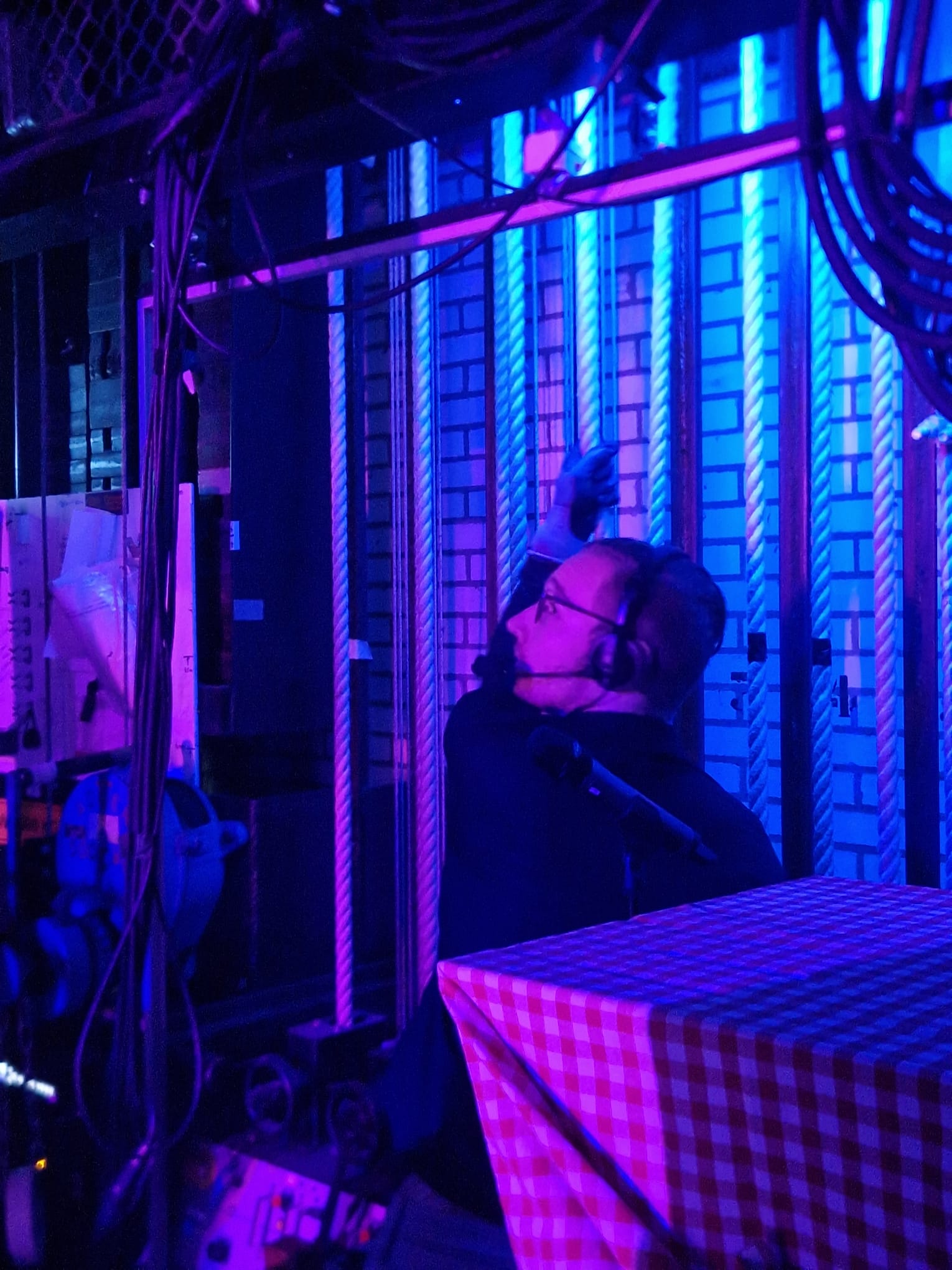 Hand trekkenwand bediening